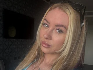 GiGiREDX video