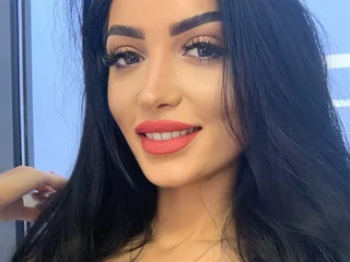 RaquelleDiva live cam video preview