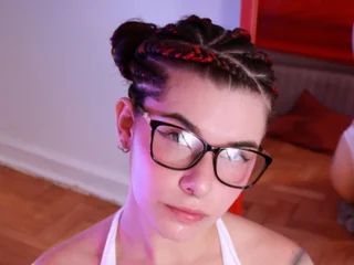 Aylapky Piercings webcam from Brazil