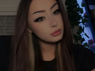 LiaV webcam livesex profile in kinky cams