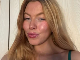 Naughtynina21 webcam livesex profile in blue-eyes cams