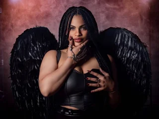 Shantall_Evans Bdsm webcam from Colombia